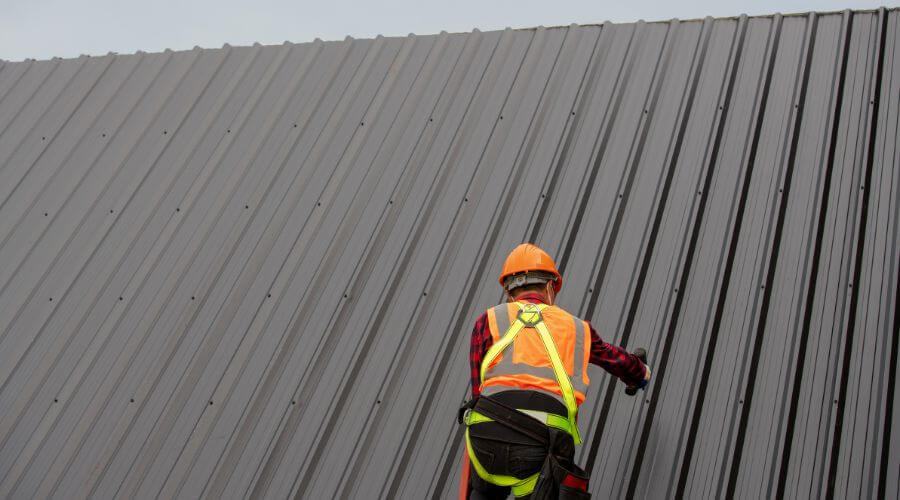 Professional metal roof installation services in Buffalo Prairie, IL